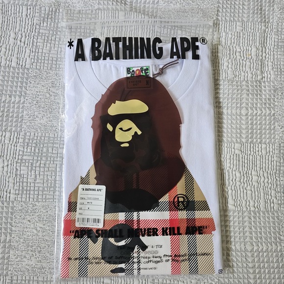 A Bathing Ape Men's White Graphic Logo T-Shirt Crew Neck Size L - Picture 8 of 10